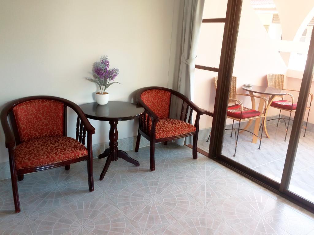 Hua Hin Star Hotel Bagian luar foto